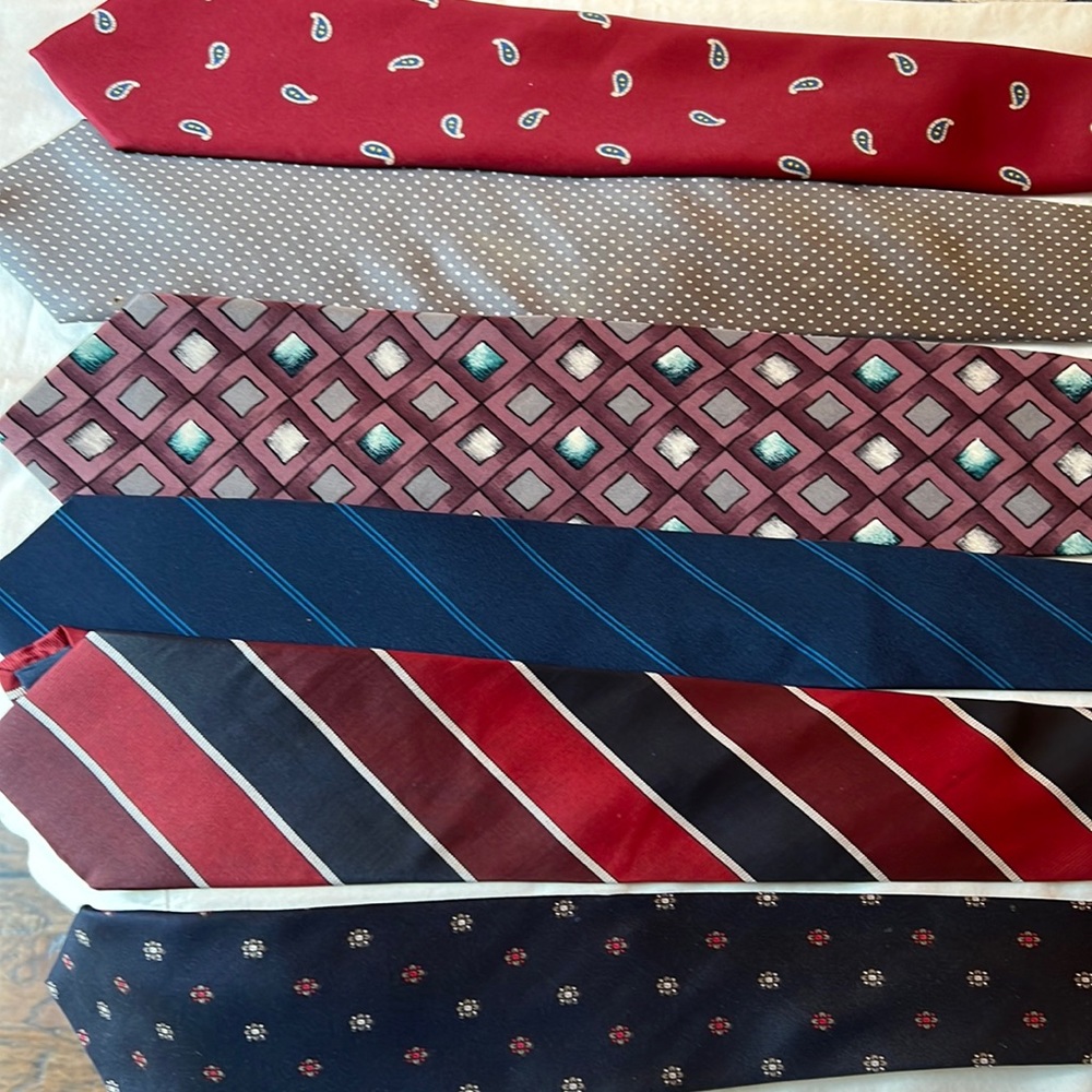 EUC LIKE NEW Lot of six silk men’s neckties/ties